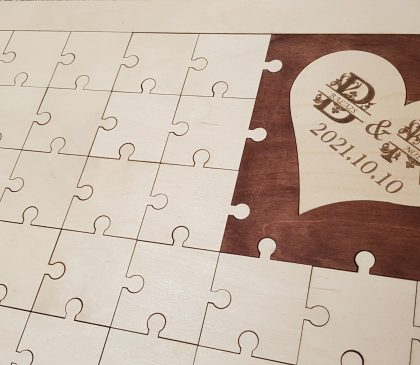 Fa puzzle alternatív üzenőfal esküvői vendégkönyv