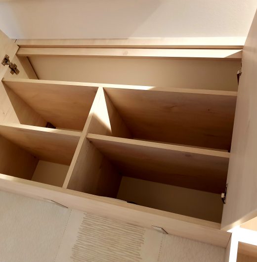 Beépített tároló bútor 3