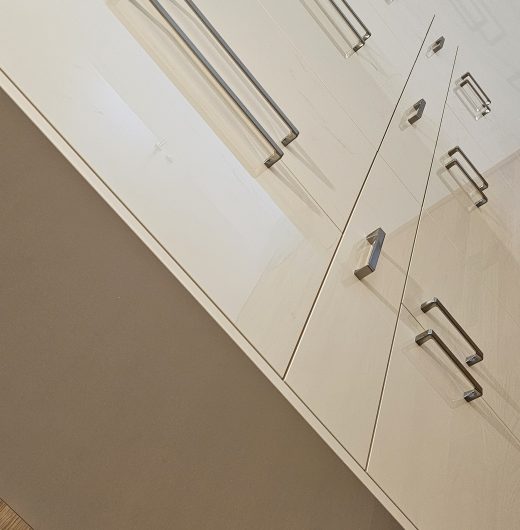 Előszoba bútor - akril bézs 2