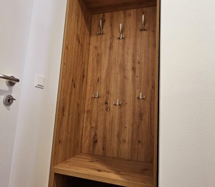 Beépített előszoba bútor