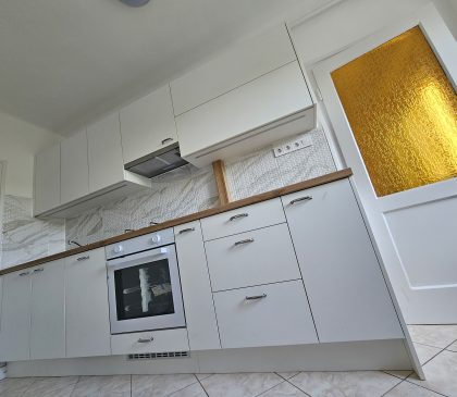 Konyha csere - Egger W1000 st9